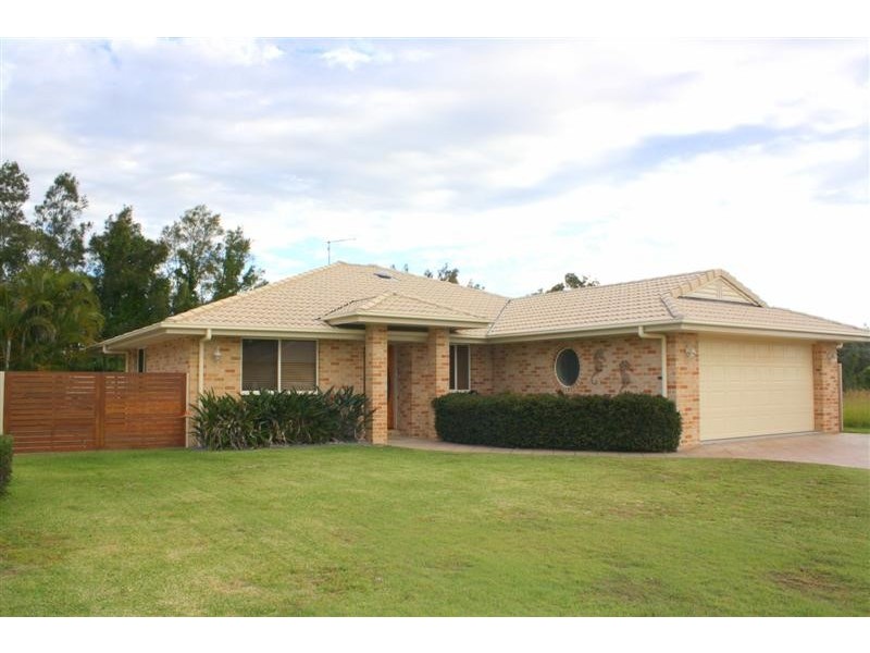 31 William Avenue, Yamba NSW 2464