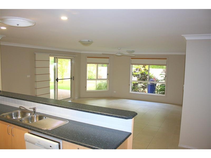 31 William Avenue, Yamba NSW 2464