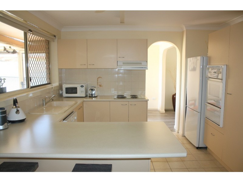 25 Admiralty Court, Yamba NSW 2464