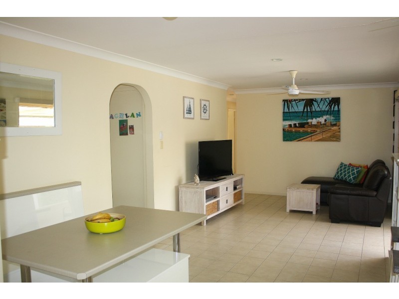 25 Admiralty Court, Yamba NSW 2464