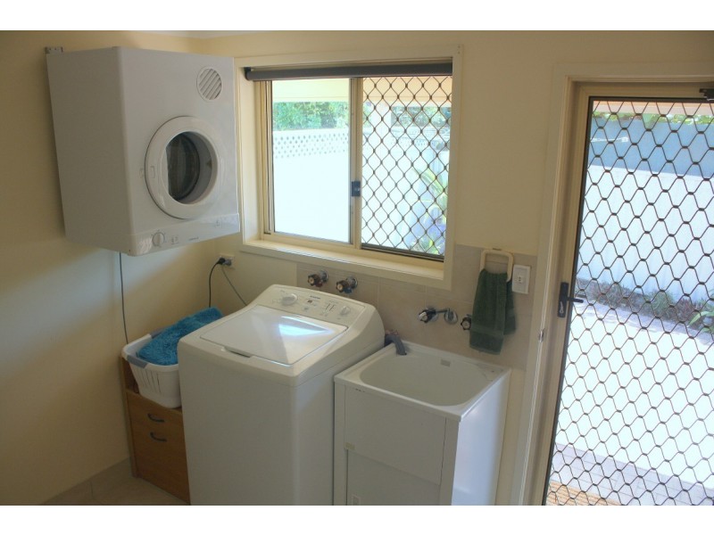 25 Admiralty Court, Yamba NSW 2464