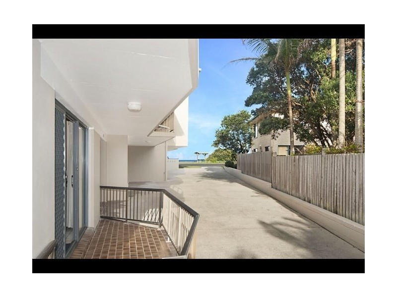 7/12 Pacific Parade, Yamba NSW 2464