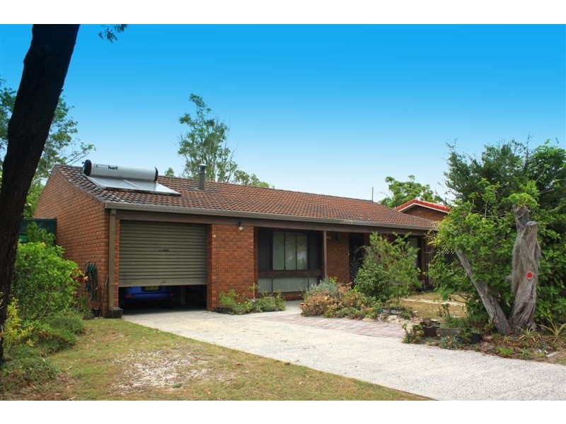 8 Boronia crescent, Yamba NSW 2464