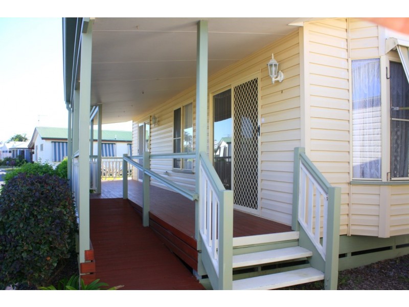 123 Jasmine Avenue, Palm Lake, Yamba NSW 2464