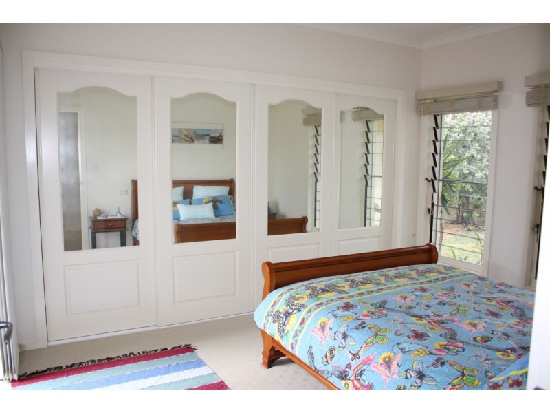 8 Newport Island Circuit, Yamba NSW 2464