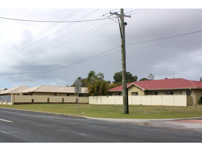 1 Tom Thumb Place, Yamba NSW 2464