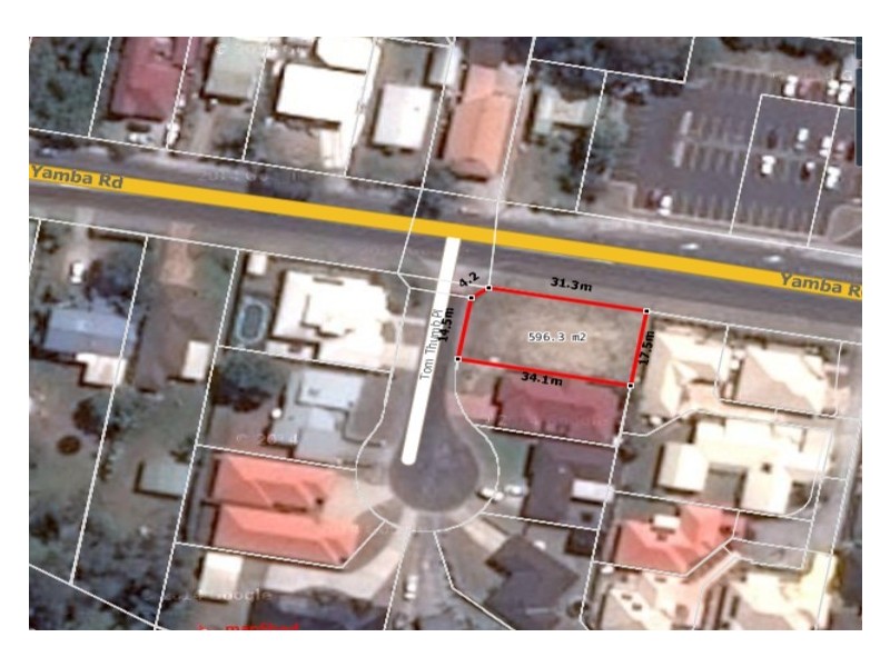 1 Tom Thumb Place, Yamba NSW 2464