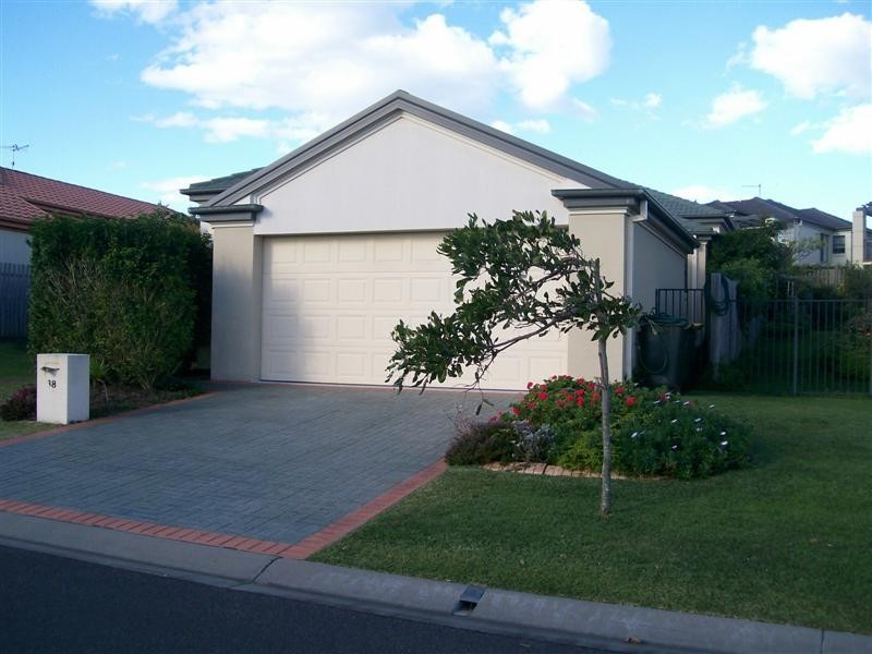 38 Oceania Court, Yamba NSW 2464