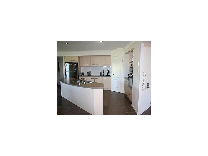 5 Buccaneers Court, Yamba NSW 2464