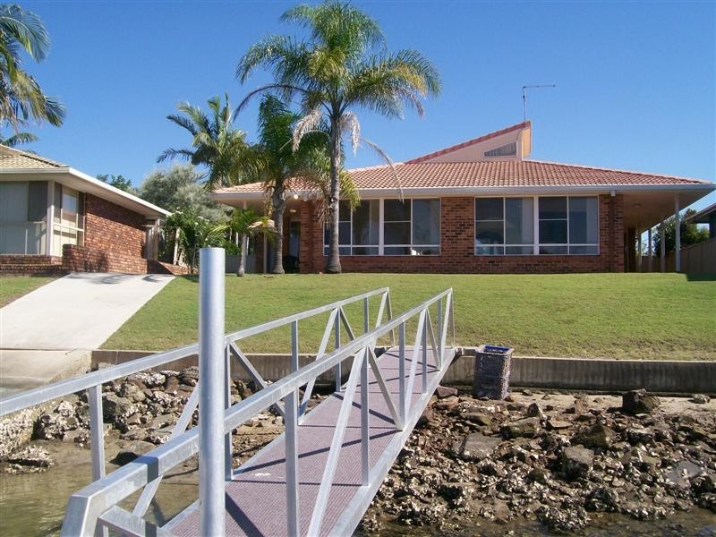 38 The Mainbrace, Yamba NSW 2464