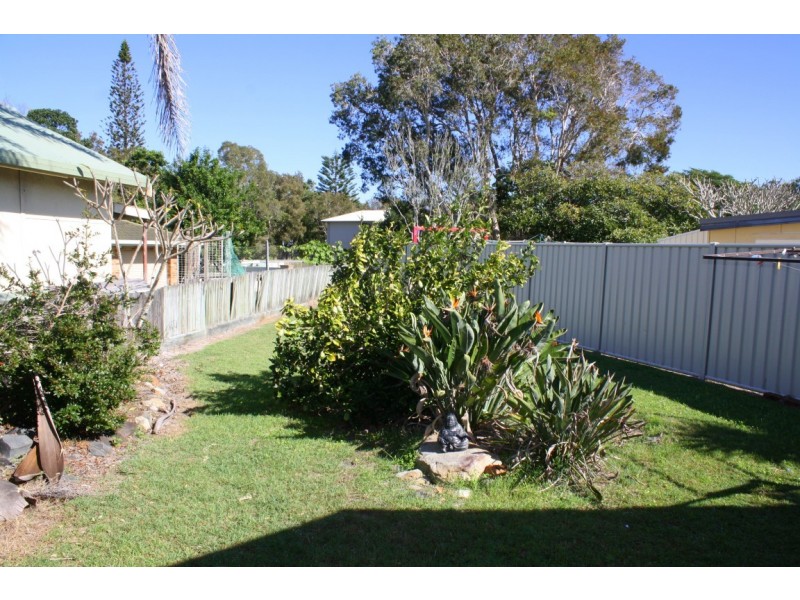 13 Claude Street, Yamba NSW 2464