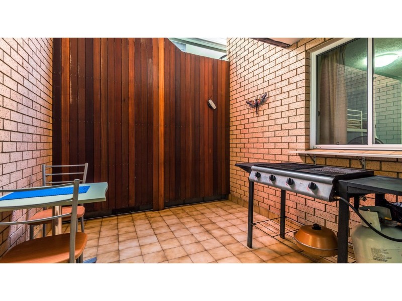 1/8 Clarence Street, Yamba NSW 2464