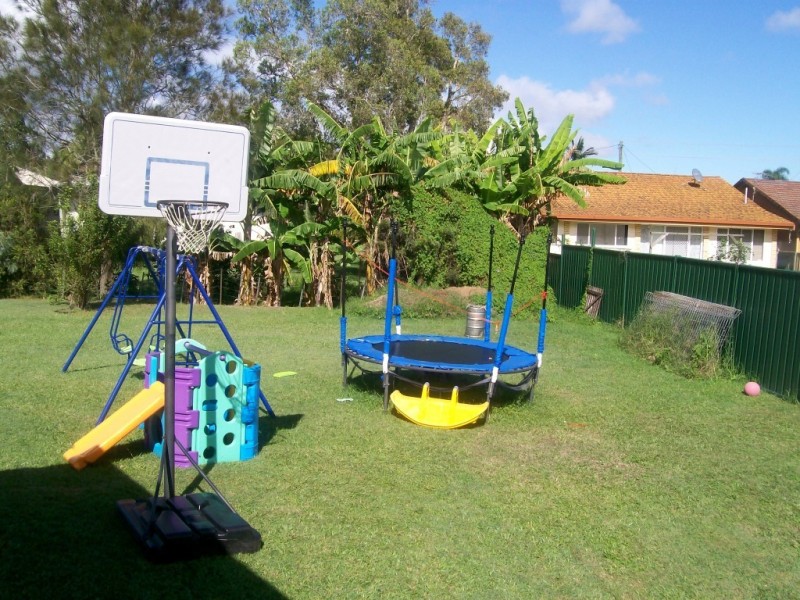 7 Barbara Close, Yamba NSW 2464