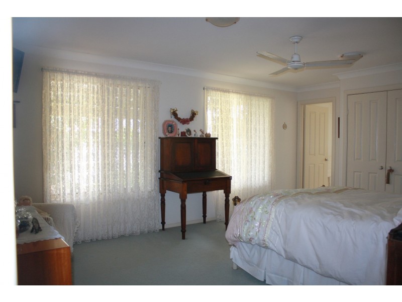 4 Orion Drive, Yamba NSW 2464