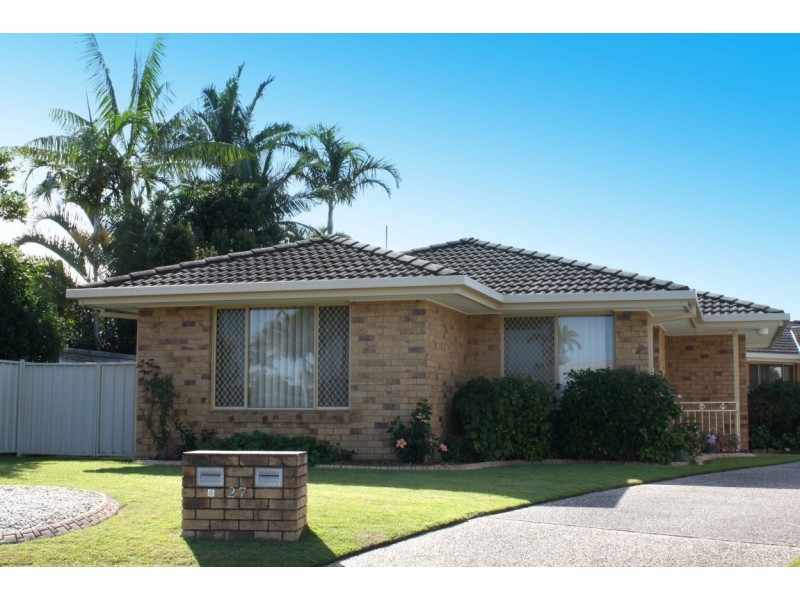 1/27 Heron Court, Yamba NSW 2464