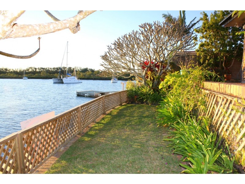 32 Westringia Place, Yamba NSW 2464
