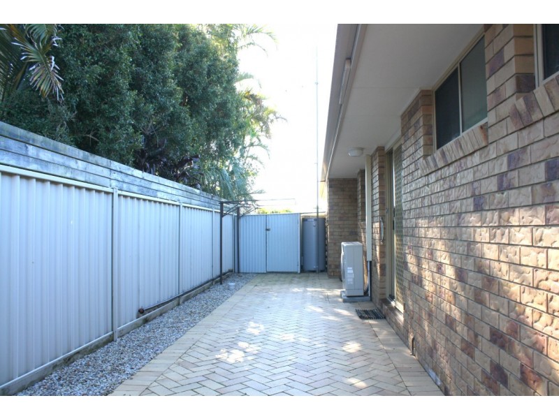 1/27 Heron Court, Yamba NSW 2464