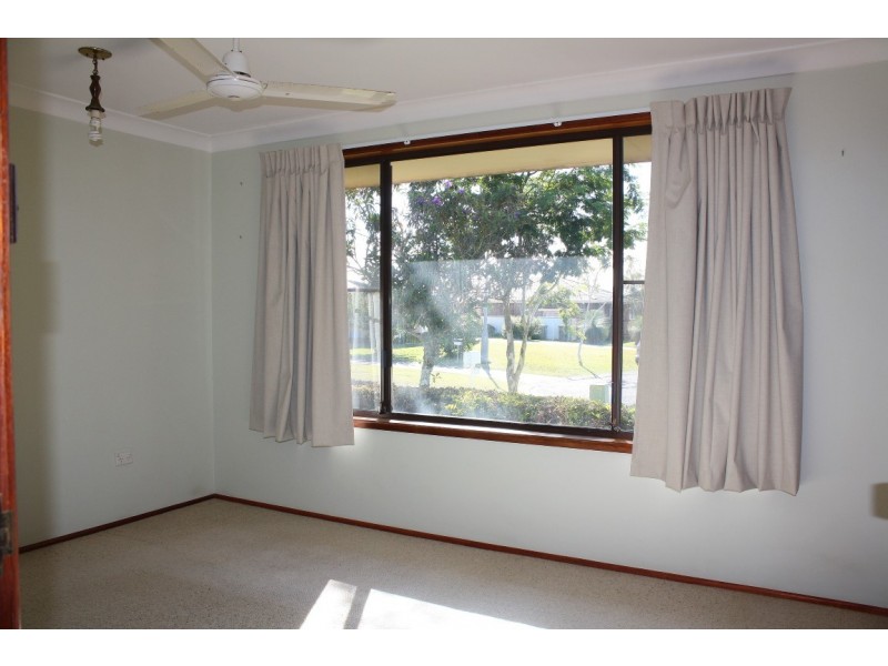 7 Melia Place, Yamba NSW 2464
