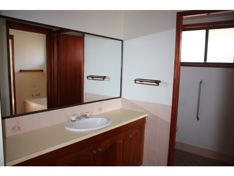 7 Melia Place, Yamba NSW 2464