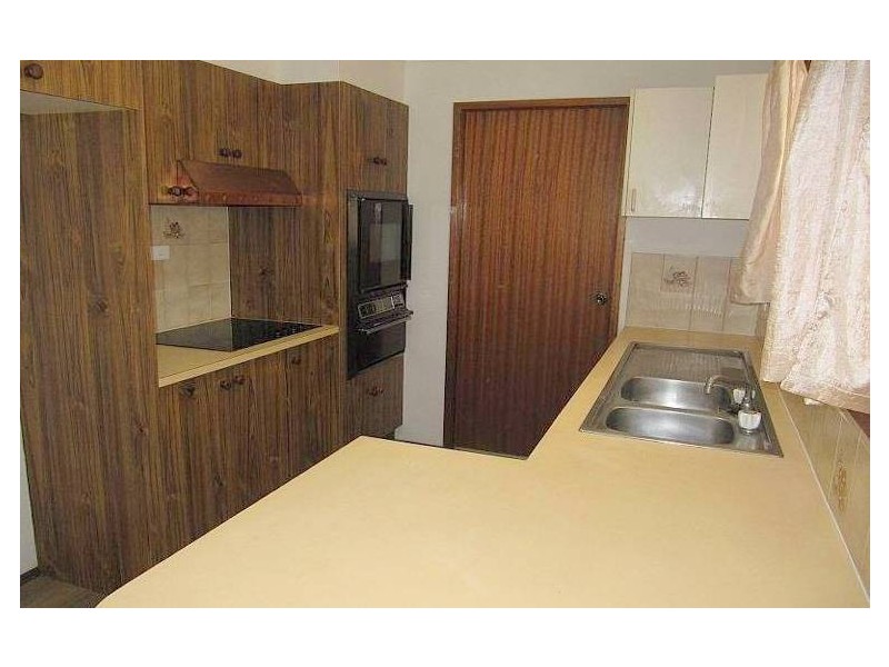 1 Melia Place, Yamba NSW 2464