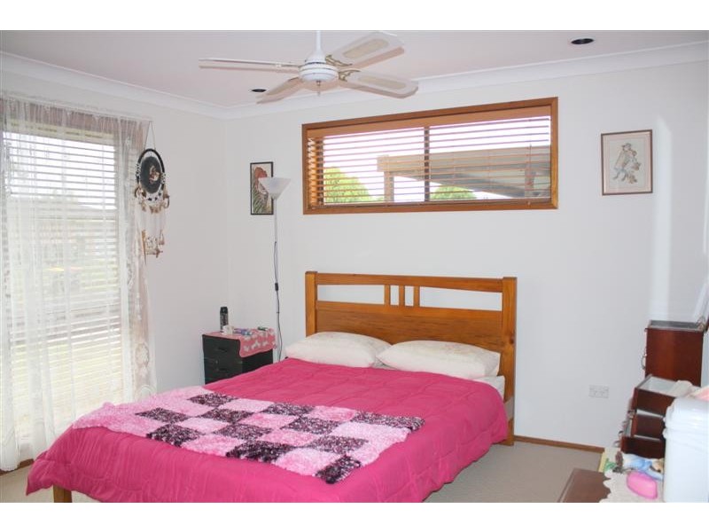 1 Melia Place, Yamba NSW 2464