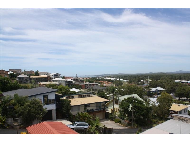 2/7 Convent Lane, Yamba NSW 2464