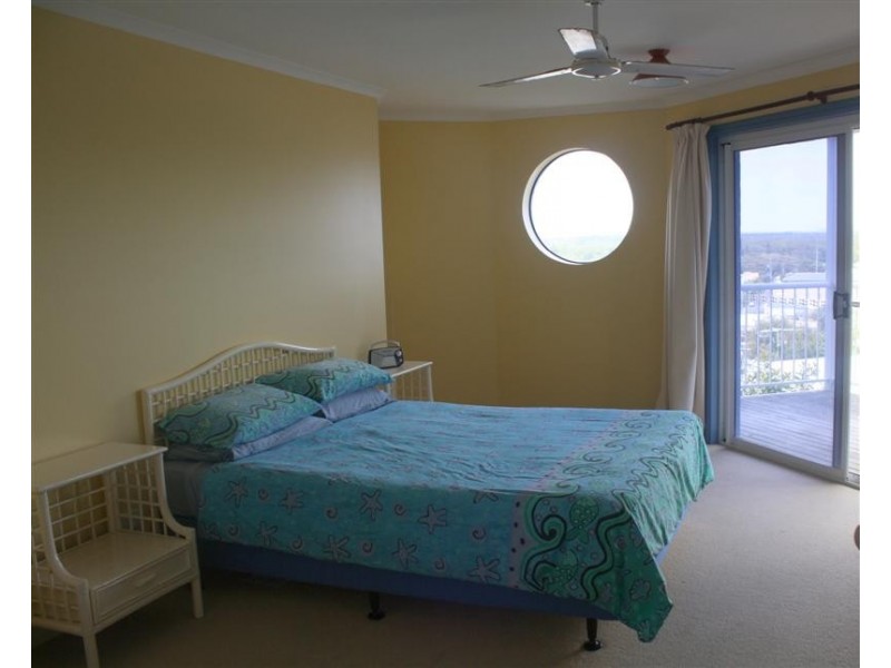 2/7 Convent Lane, Yamba NSW 2464