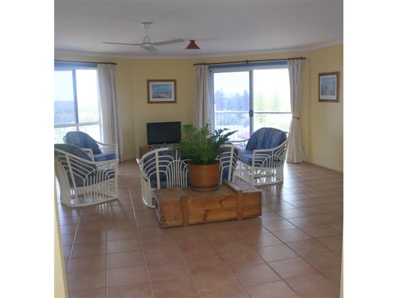 2/7 Convent Lane, Yamba NSW 2464