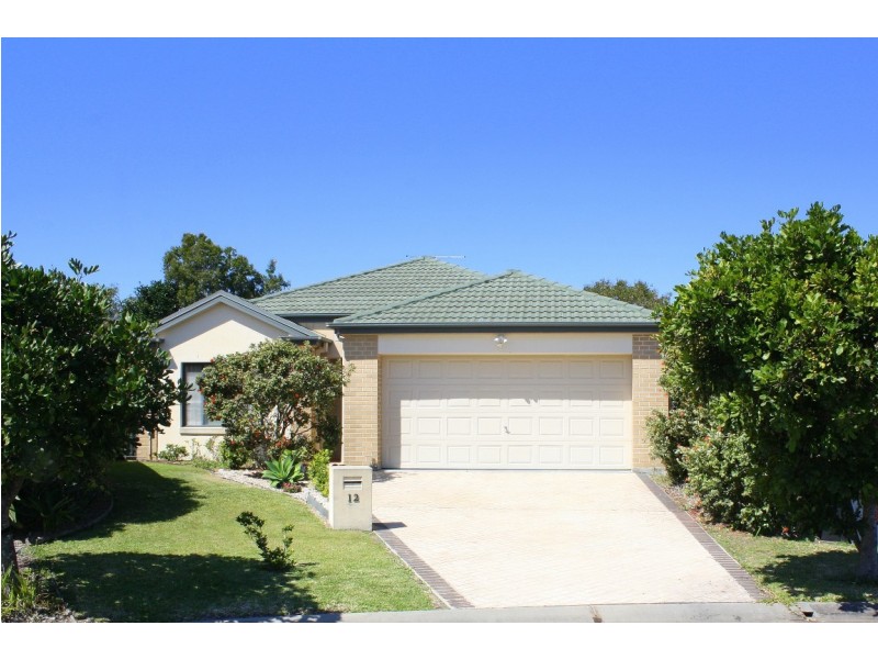 12 Oceania Court, Yamba NSW 2464