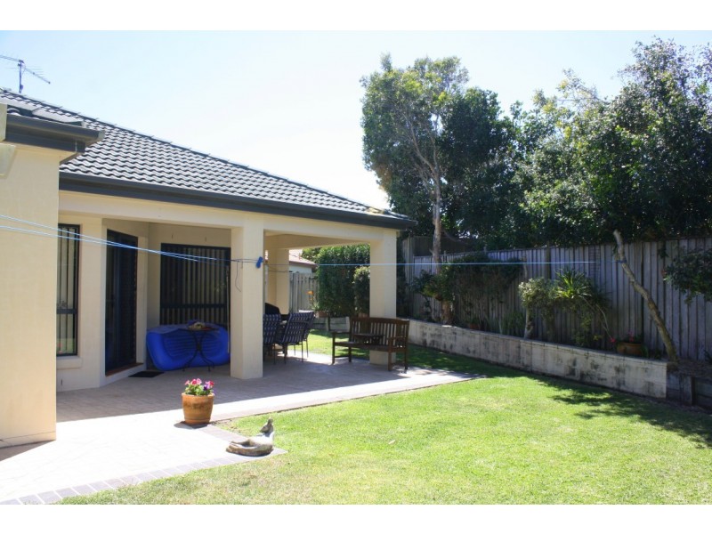 12 Oceania Court, Yamba NSW 2464