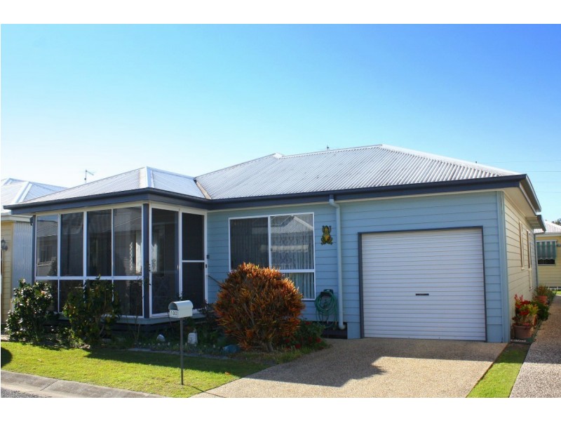 100 Fuschia Avenue, Palm Lake Resort, Yamba NSW 2464