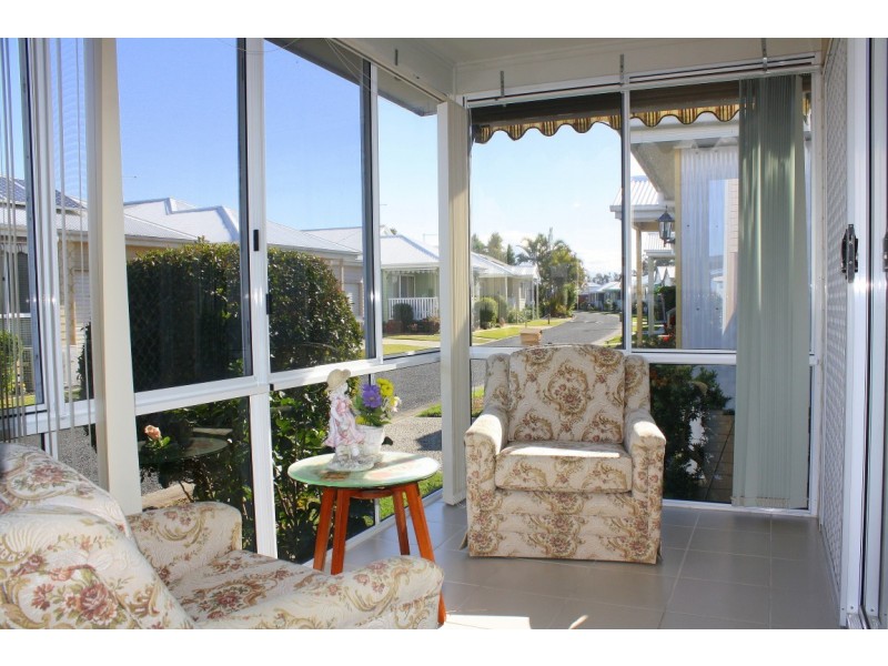 100 Fuschia Avenue, Palm Lake Resort, Yamba NSW 2464