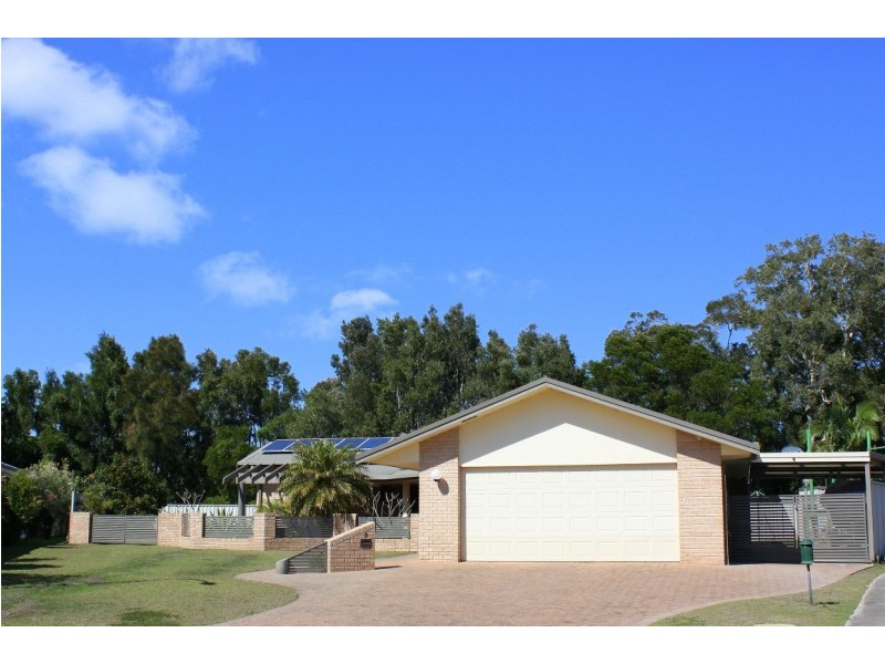 5 Daring Close, Yamba NSW 2464