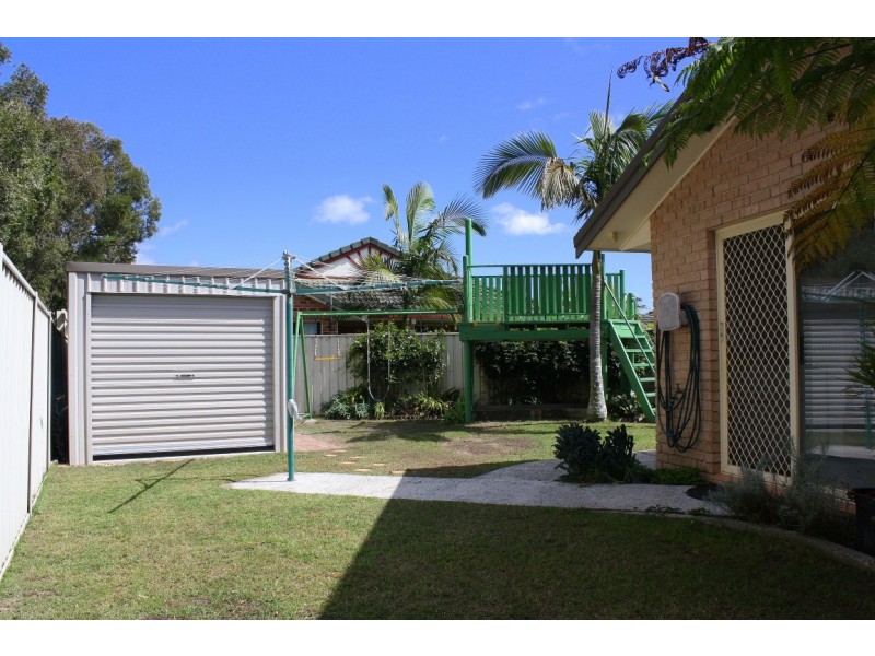5 Daring Close, Yamba NSW 2464