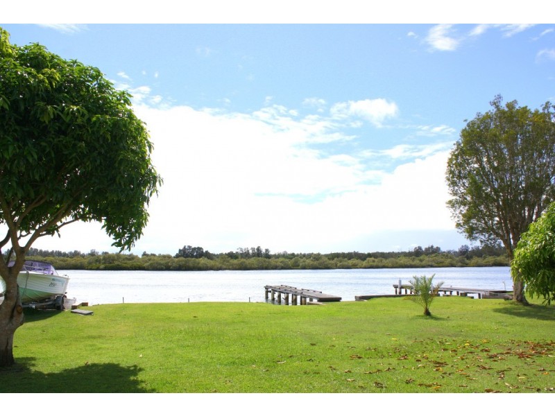 21 Oyster Channel Road, Micalo Island NSW 2464