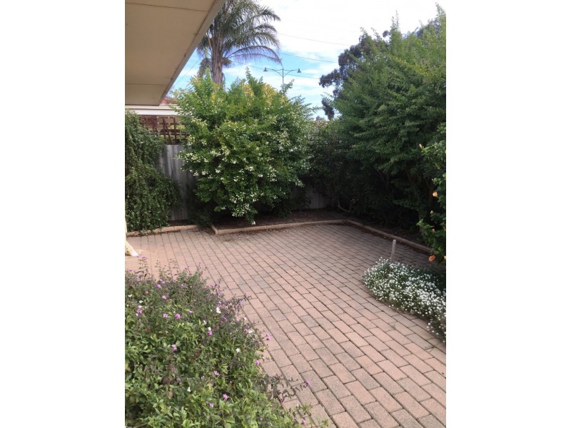 9J Hyde Street, Midland WA 6056