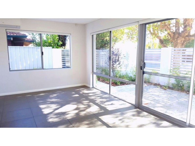 1/47 Mathoura Street, Midland WA 6056