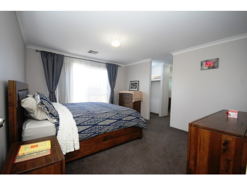 33 Millot Vista, Caversham WA 6055