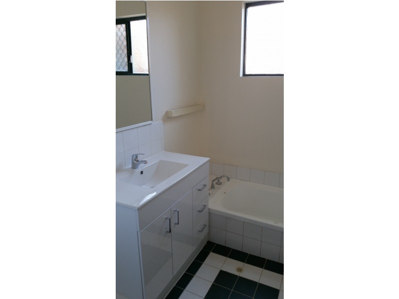 2/32 Dudley Street, Midland WA 6056