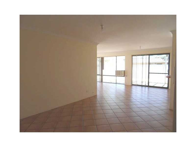 98 Stratton Boulevard, Stratton WA 6056