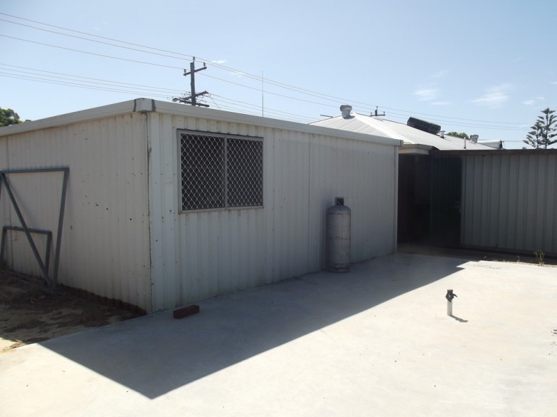 6 Brown Street, Middle Swan WA 6056