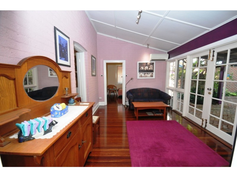 5 Second Avenue, Woodbridge WA 6056