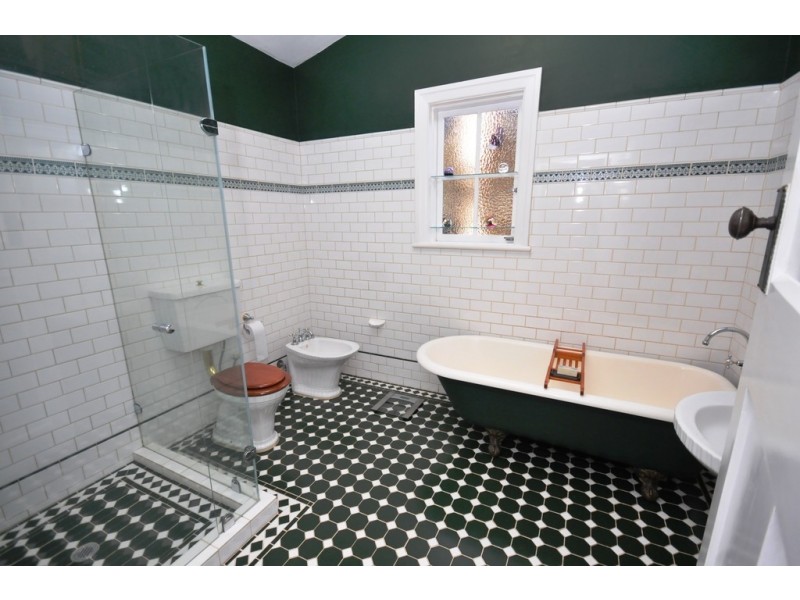 5 Second Avenue, Woodbridge WA 6056