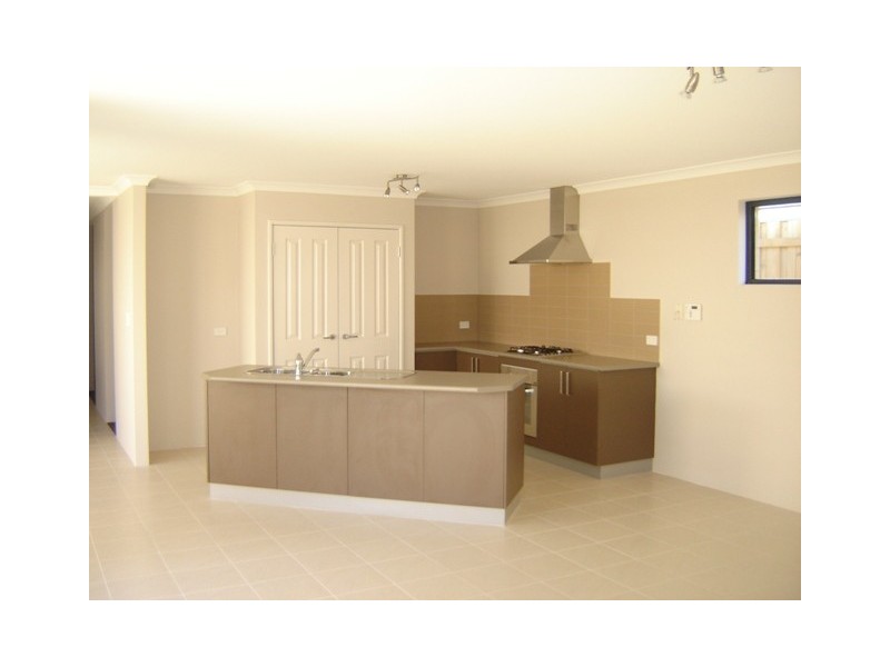 20 Pavillion Circle, The Vines WA 6069