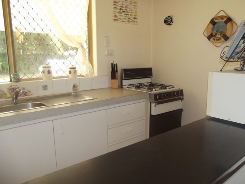 8 Roger Street, Midland WA 6056