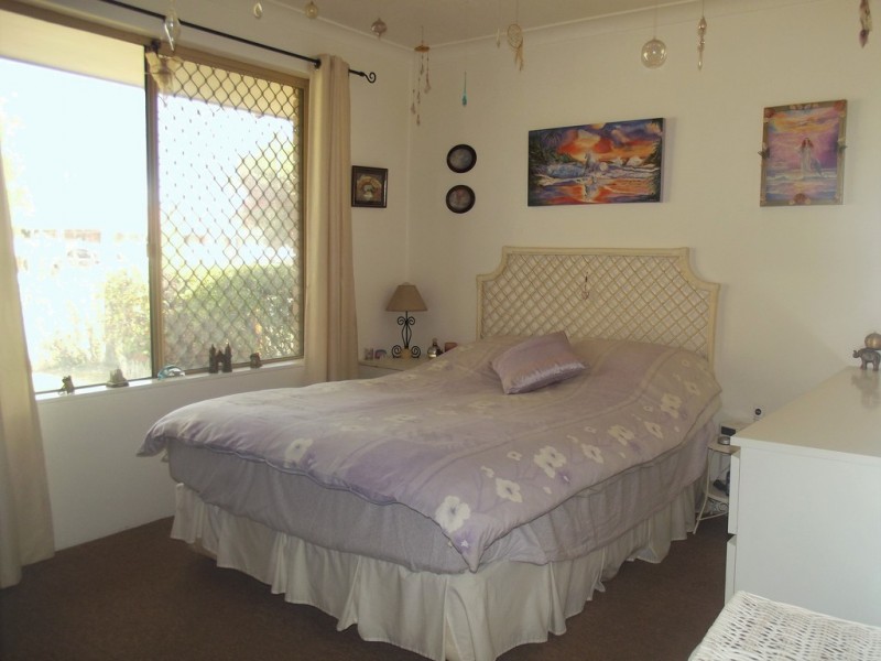 8 Roger Street, Midland WA 6056