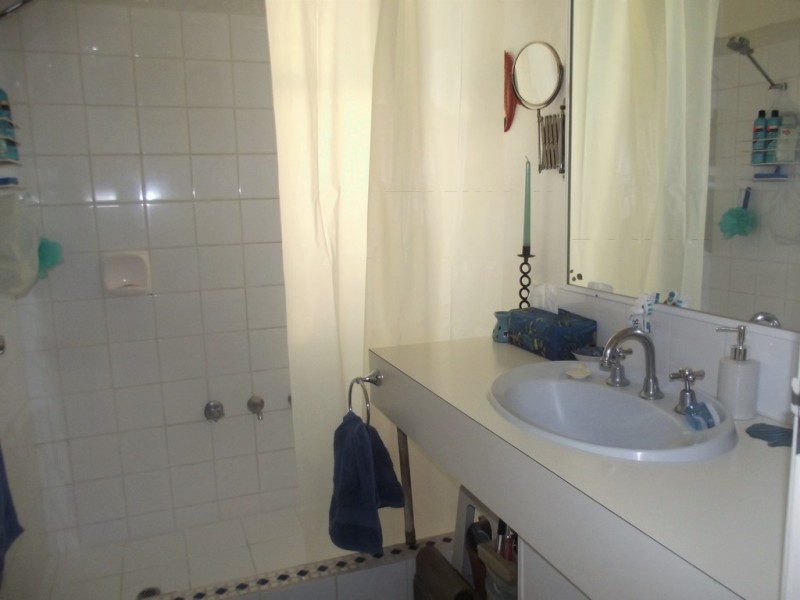 8 Roger Street, Midland WA 6056