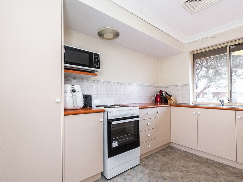 18A+B TEMPLEMAN PLACE, Midland WA 6056