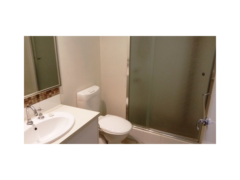 3/12 CHARLES EAST STREET, Midland WA 6056