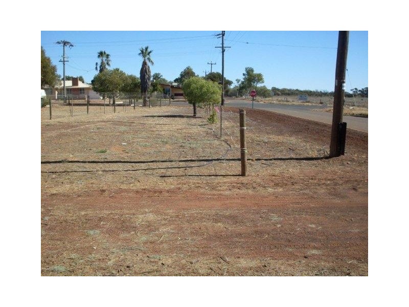 72 – 74 Jose Street, Mullewa WA 6630